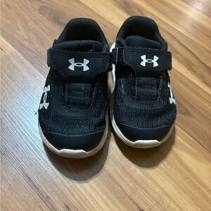Under Armour Baby Black and White Sneakers